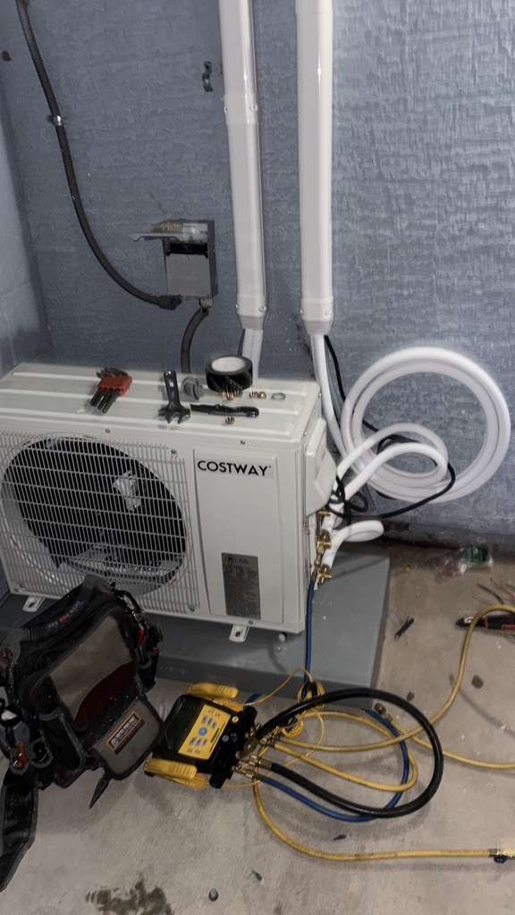 Instalación Costway con líneas embutidas